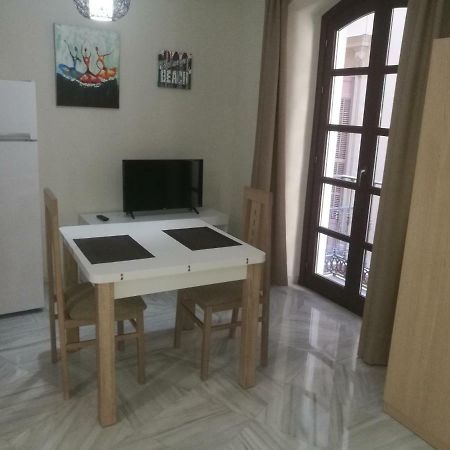 Apartamentos Edificio Vicente Málaga Eksteriør bilde