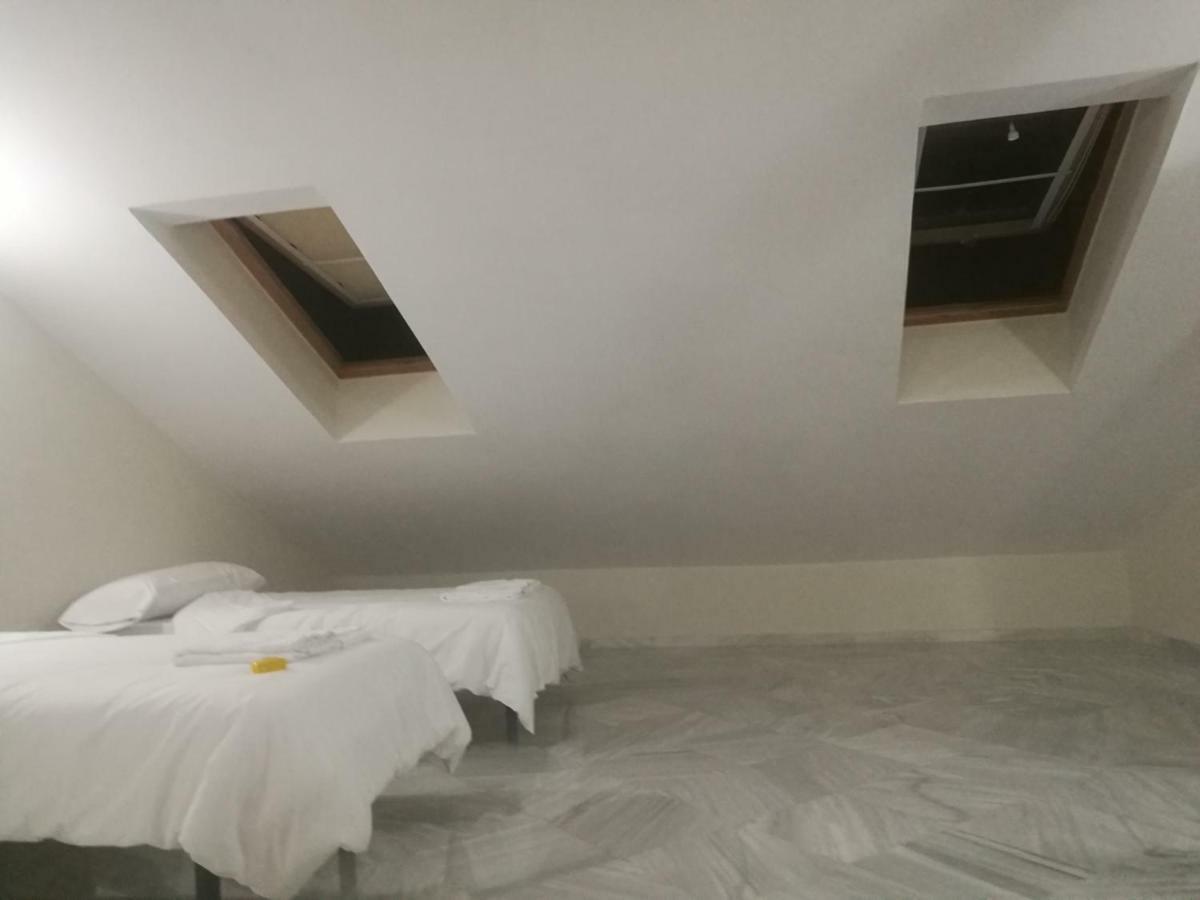 Apartamentos Edificio Vicente Málaga Eksteriør bilde