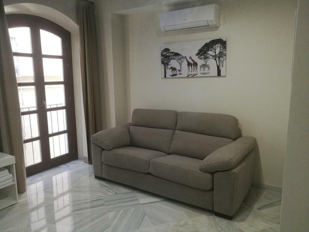 Apartamentos Edificio Vicente Málaga Eksteriør bilde