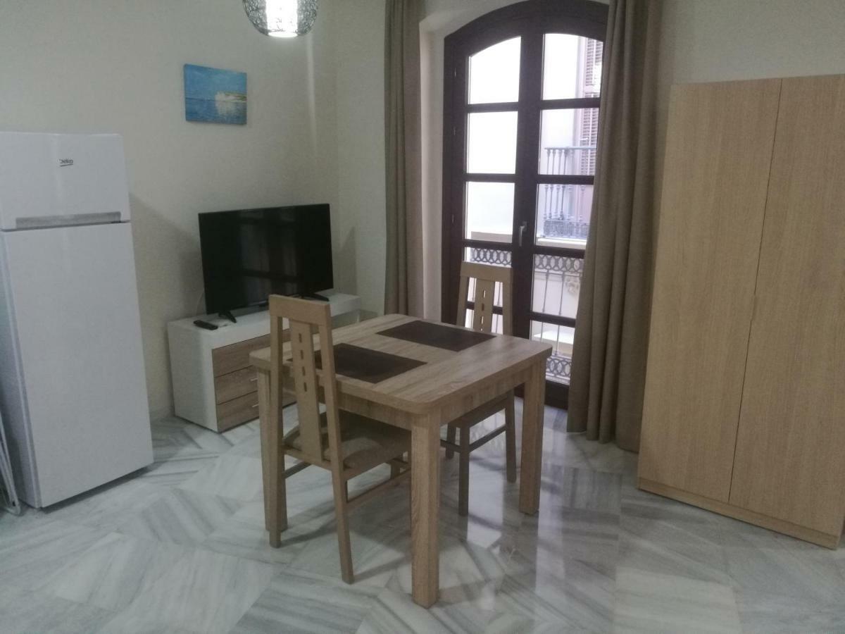 Apartamentos Edificio Vicente Málaga Eksteriør bilde