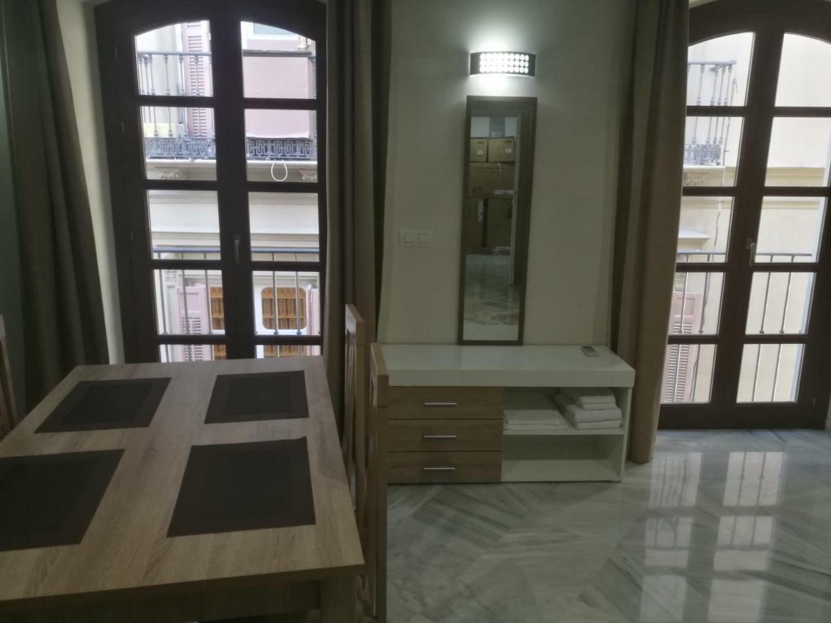 Apartamentos Edificio Vicente Málaga Eksteriør bilde